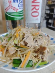 酒を飲んだり